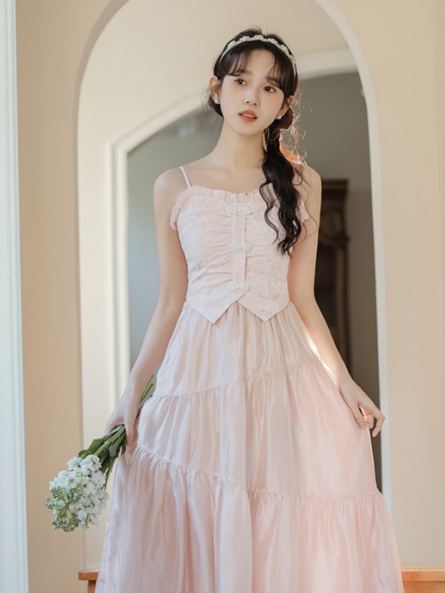 Vestido de tirantes ajustado y dulce para primavera Cornelia